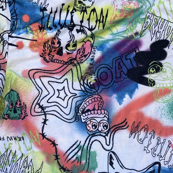 Urban Black Graffiti Style Graphic Tee - Picture 2 of 5